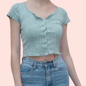 Brandy Melville Green Floral Zelly Crop Top